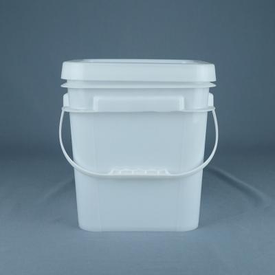 China Food Safe 10 Litre Square Plastic Buckets With Handles Customized Color for sale