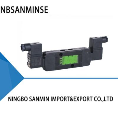 中国 SANMINの倍のコイルの空気のソレノイドの制御弁のスプール弁のスペーサはNBR+PURのシールIP65 60Cをタイプする 販売のため