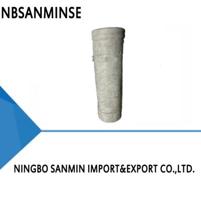 China Bolsa de polvo de fieltro de aguja de fibra conductora mixta de poliéster, bolsa de filtro de aire Industrial, bolsas de filtro de bolsa a prueba de polvo de 550g/M2 en venta