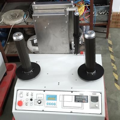中国 自動テーブルのペーパー小型巻き戻す機械アルミ ホイルのフィルムRewinder 販売のため