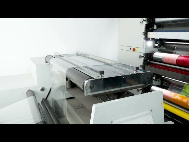 Vertical film paper PVC flexographic label printing machine