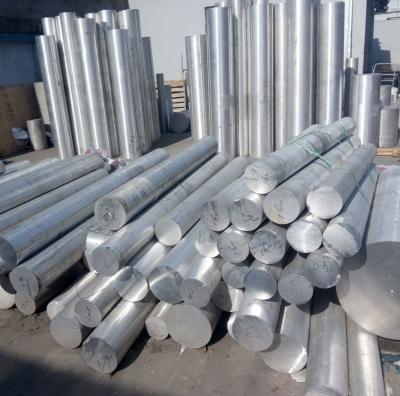 China ASTM 2024 3003 5052 5083 6061 6063 6082 7075 2017 billetes de aluminio de aluminio sólidos Rod de la forja retirada a frío redonda de la aleación en venta