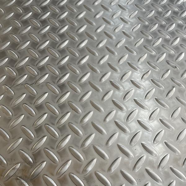 Quality AISI 304 SUS304 DIN1.4301  Stainless Steel Chequered Plate  1500*6000mm For Floor for sale