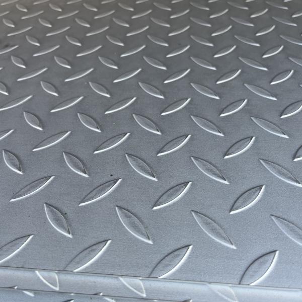 Quality Stainless Steel Chequered Floor Plate With Diamond Pattern 3 Bar  Chequers SS304 Diamond Plate for sale