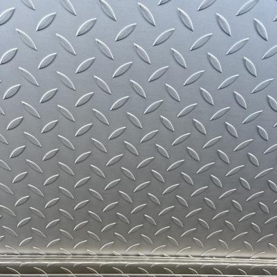 China 316L 304 201 3mm Thick Chequered Steel Plate Stainless Steel Pattern Sheet Diamond Shaped for sale