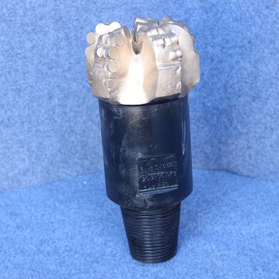 China 7 1/2 (190.5mm)  4 1/2API Connection PDC Drill Bits Unleash Drilling Efficiency for sale