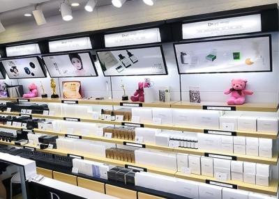 China Mostra cosmética moderna da exposição, armário de exposição elegante da composição à venda