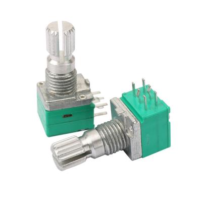 China Plastic Coated Metal Shaft Carbon Composition Potentiometer For Automotive Sound Systems for sale