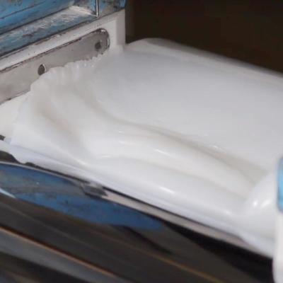 China Elastómero común de la goma de silicona del silicón blanco lechoso de 6.5Mpa MVQ para el moldeado en venta