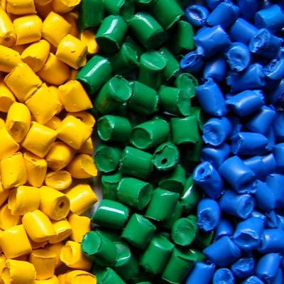 China Premium Rubber Color Masterbatch Well Dispersion For Injection Moulding for sale