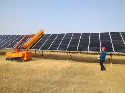 China Solar Panel Cleaning Robot Solar Panels Cleaning Machine for sale