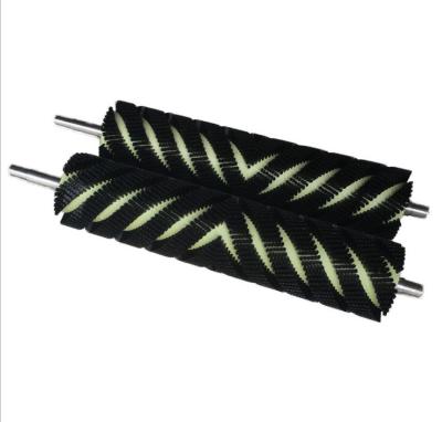 China 1050*190mm Black Nylon Cleaning Brush Screw Cleaning Roll for sale