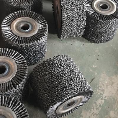 China Heavy Duty Twisted Knot Wire Cup Wheel Brush 25mm Filament for sale