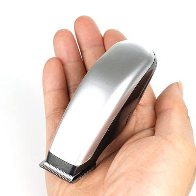 China Mini Electric Professional Hair Clippers For Trimming Beards / Hair Edging Around Ears for sale