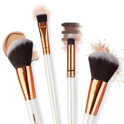 China High quality Wood Handle Makeup Brushes Fan Brush best make up brush for sale