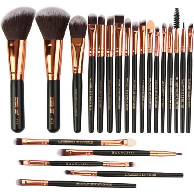 China High quality Wood Handle Makeup Brushes Fan Brush best make up brush for sale