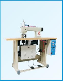 Китай Машина LESITE 10m/Min ультразвуковая шить, вырезывание сумки и швейная машина продается