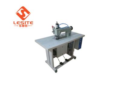 China Máquina de costura ultrasónica de ISO9000 6A, máquina de coser del bolso en venta
