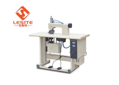 China máquina de costura ultrassônica da praticabilidade 2500W forte corrente à venda
