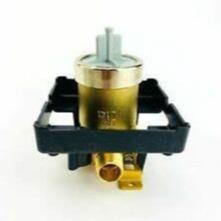 China 1/2'' NPT Wall Mount Solid Brass R10000 UNBX  Valve for sale