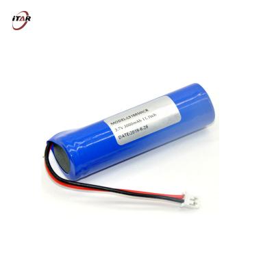 中国 RoHS Certified Li Ion Rechargeable Batteries 18650 3.7V 3300mAh for Spotlights 販売のため