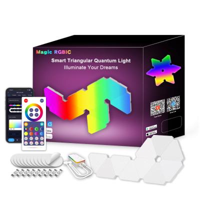 Chine Lampes murales RGB 5V 10W LED Lampes murales triangulaires Intellectuel contrôle des couleurs à vendre
