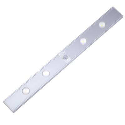 China FCC Battery Powered Strip Lights For Cabinets 200/400/600*40*11mm for sale