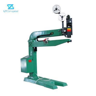 China 1200mm Semi Automatic Box Stitching Machine 400 Nail/Min 1.5KW for sale