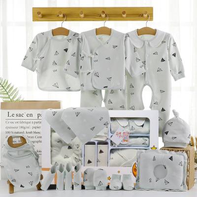 China OEM 2023 new born Gift Box Set Jumpsuits 18pcs Baby Sleepwear 100% cotton new born baby clothes gift set for sale
