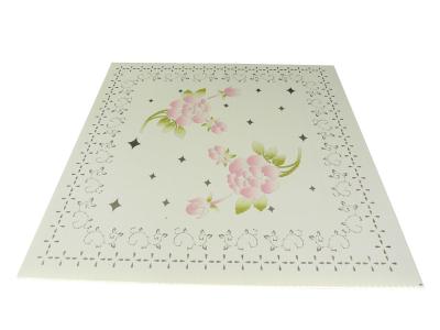 China Hotel Plastic Suspended Ceiling Tiles Vivid Flower Pattern Corrode Resistant for sale