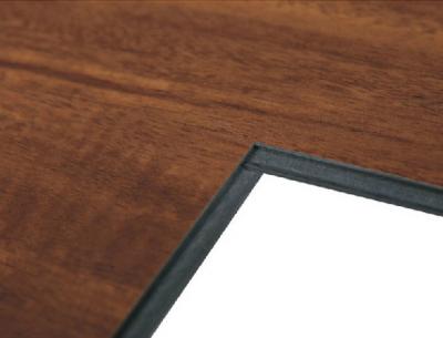 中国 家の非スリップの床タイルの木製色は深く5.0mmの厚さを浮彫りにしました 販売のため