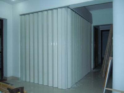 China Washable PVC Folding Door Interior , Foldable Toilet Door Moisture Protection for sale