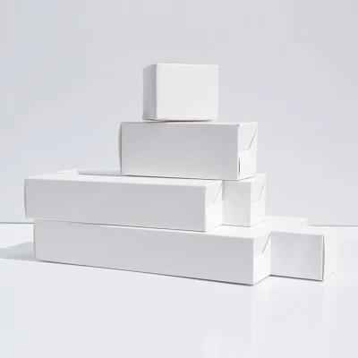 China Hot Stamp Small White Shipping Boxes Craft Paper Jewelry Boxes ODM OEM for sale