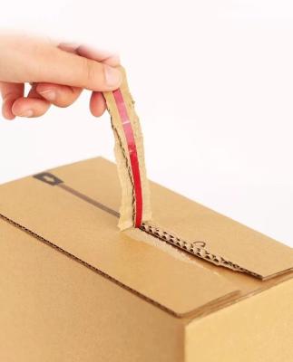 China 5x5x5 6x6x6 acanaló las cajas de envío del comercio electrónico de la caja de papel con la tira de rasgón en venta