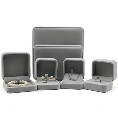 China Azul-céu Haze Grey Recycled Paper Jewelry Boxes 6cm*5cm*4.5cm à venda
