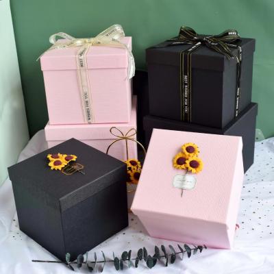 China Black Pink 210gsm-400gsm Wedding Paper Box Paperboard Wedding Dress Packing Box for sale