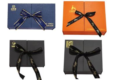 China ISO9001 Folding Double Door Gift Box 1200-1400gsm Wedding Cardboard Box for sale