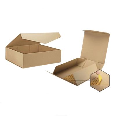 China Luxury Magnet Folding Flat Pack Gift Boxes 1200gsm Art Paper Box for sale