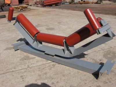 China Double Labyrinth Q235 Conveyor Belt Idlers With 3 Carrier Roller for sale