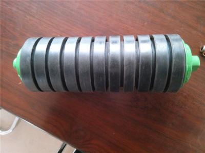 China Rodillos de acero revestidos de goma del transportador del impacto 200M M de la rueda loca de vuelta del disco en venta