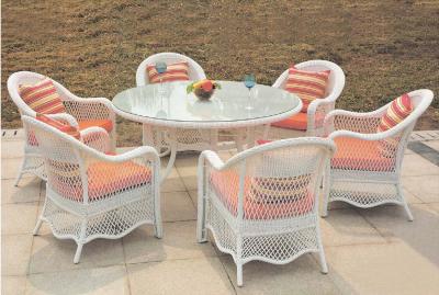 China YLX-RN-048 Water Proof White Rattan Chair and Table for Outside Garden for sale