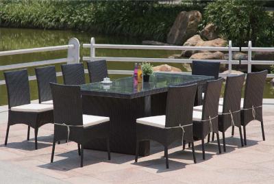 China YLX-RN-052 Black PE Rattan Chair and Table under Steel Frame for sale
