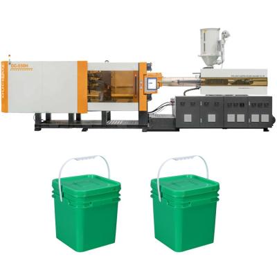 China OUCO 550T High Accuracy Hydraulic Servo Plastic Bucket Paint Coating Bucket Injection Molding Machine for sale