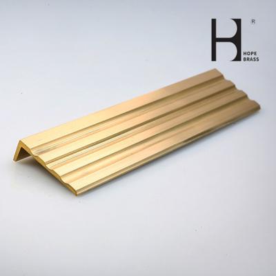 China ISO9001 Anti Corrosion Copper Stair Nosing 1600mm Length Brass Step Edge for sale