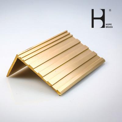 China Shining Polishing 57% Cu Skidproof Brass Stair Nosing For Flooring Safety for sale