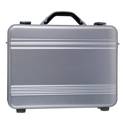 China Lockable Silver Aluminum Attache Case Fabric Lining 410 X 300 X 88mm for sale