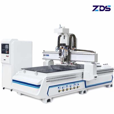 China 24kw Linearly Arranged Tool CNC Plywood Cutting Machine For Woodworking for sale