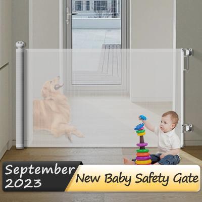 China 140CM-500CM Wide Baby Safety Door Gate Geometric Baby Plastic Safety Double Lock Gate For Babies And Pets à venda