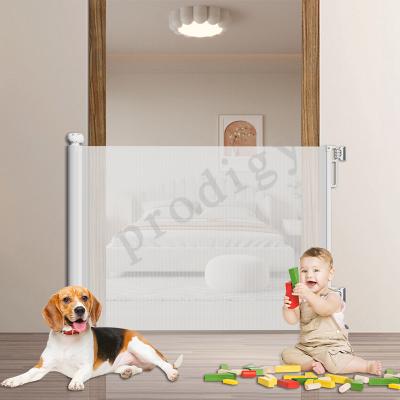 China Gate Playpen Long Retractable Safety Stairs Gates With Wall Protector For Baby And Child Te koop