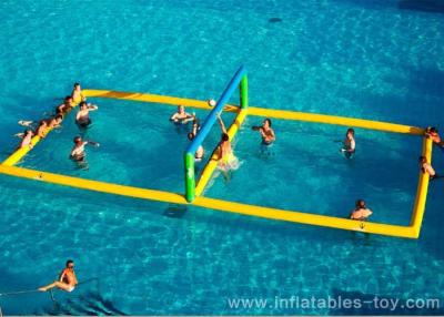 China Campo inflable del voleibol del agua grande de los juegos del deporte de Comercial para el acontecimiento de la playa en venta